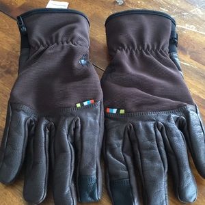 Leather Smartwool gloves